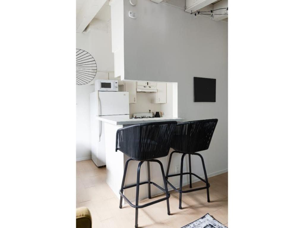 The Yonder I Close To Downtown I Sleep 5 I Kitchen Apartment Austin Exterior photo