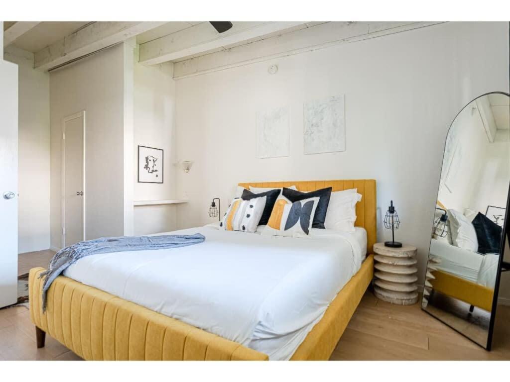 The Yonder I Close To Downtown I Sleep 5 I Kitchen Apartment Austin Exterior photo