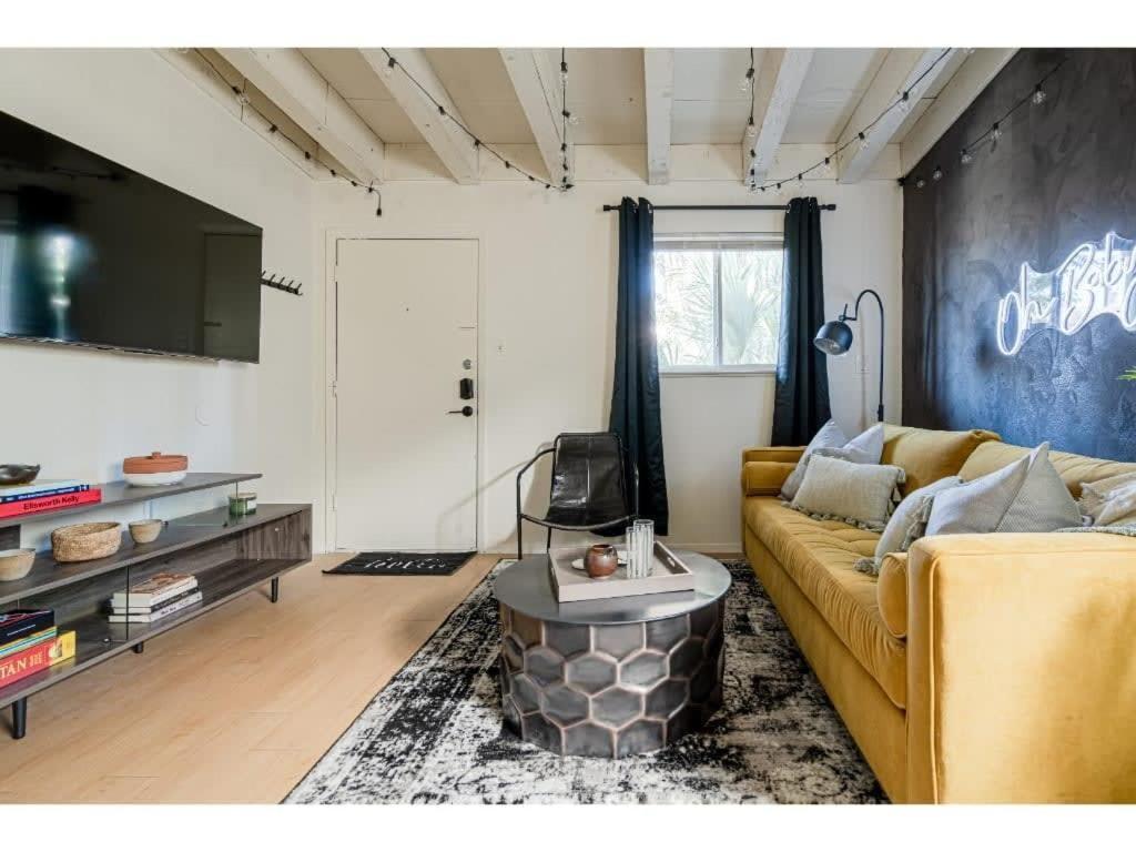 The Yonder I Close To Downtown I Sleep 5 I Kitchen Apartment Austin Exterior photo