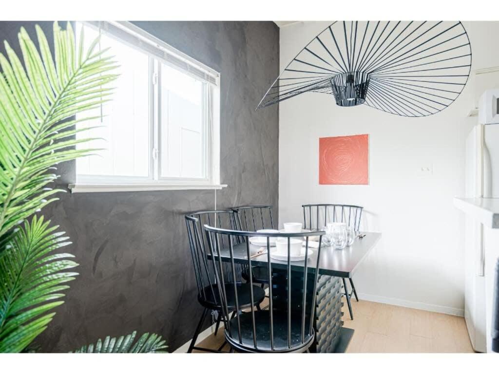 The Yonder I Close To Downtown I Sleep 5 I Kitchen Apartment Austin Exterior photo